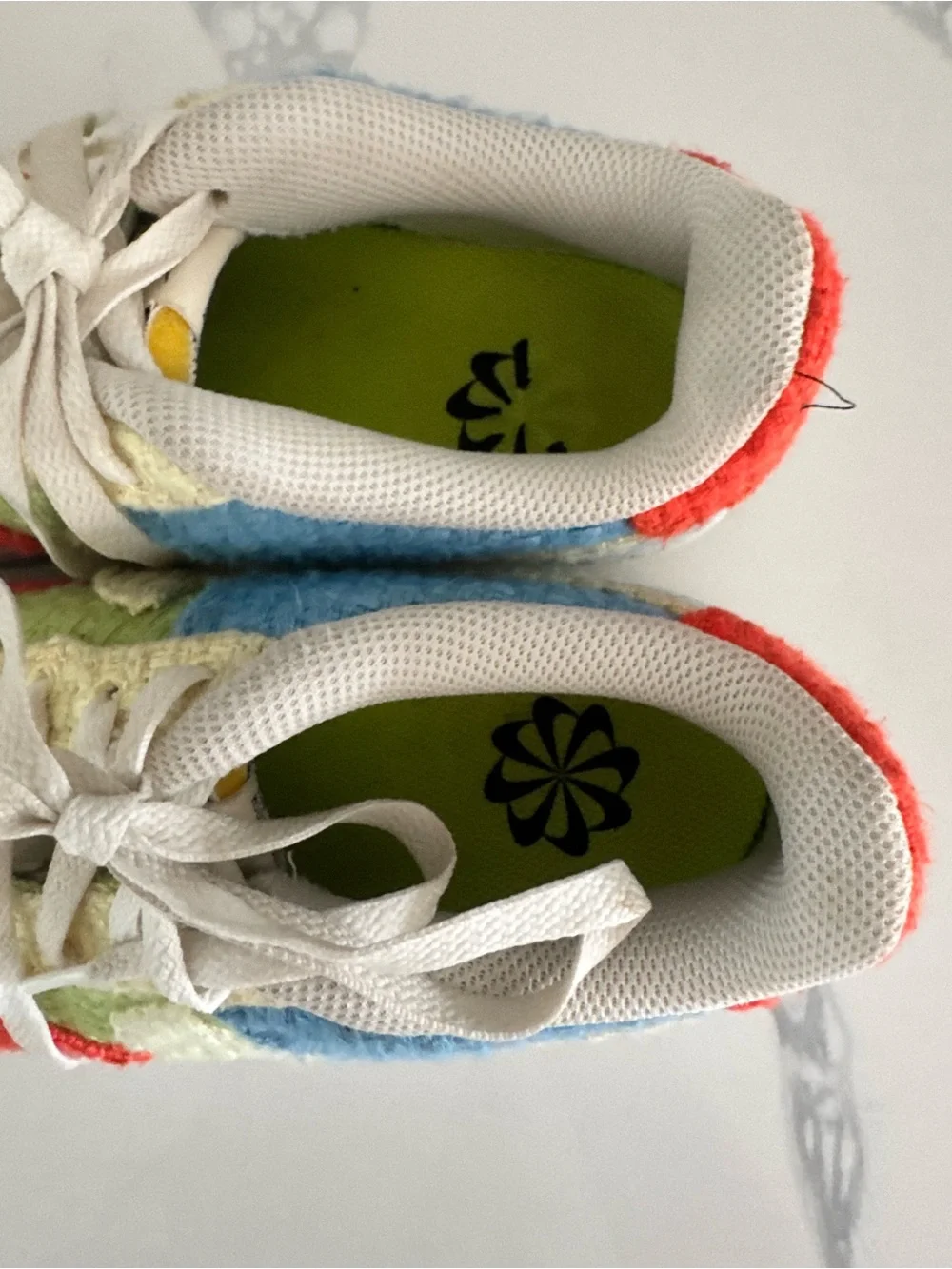 Nike Kids Multicolor Woven Low-Top Sneakers — Red, Blue, Green, Cream